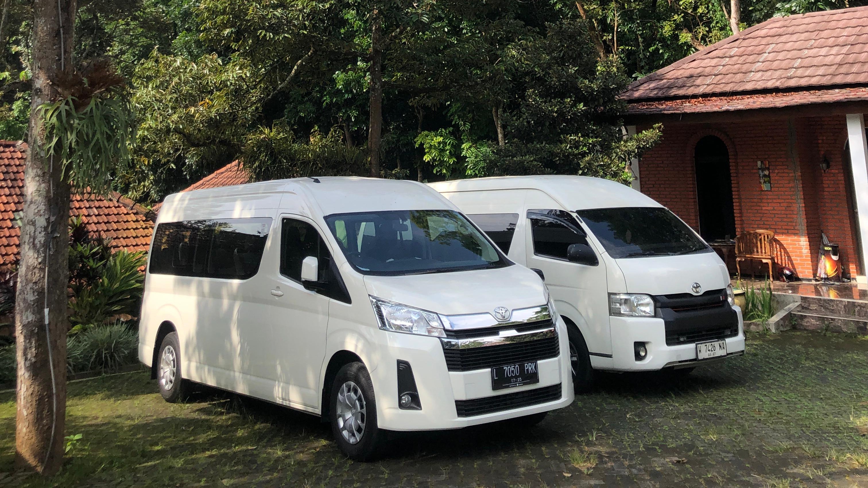 Sewa Hiace di Sidoarjo Surabaya untuk Keluarga Besar